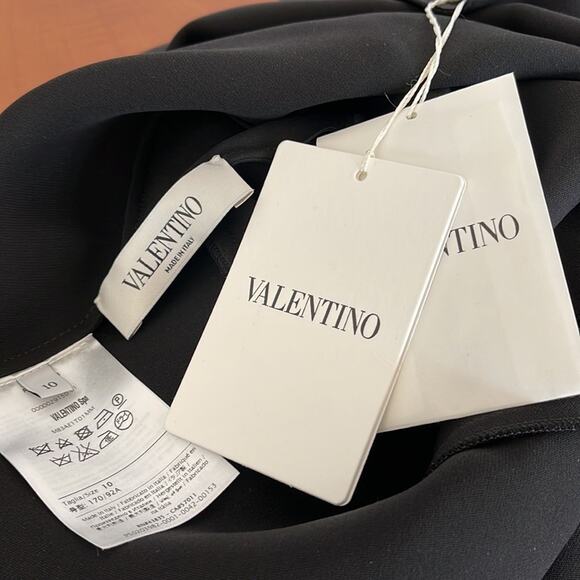 Valentino Black Long Sleeves Blouse Top  Size 10 Cowl And Bow back  Size 10 NWT - Picture 12 of 15